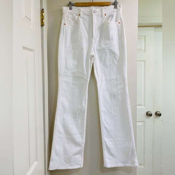 GAP Vintage Flare High Rise Jeans - White Size 10R/30 - Picture 4 of 12